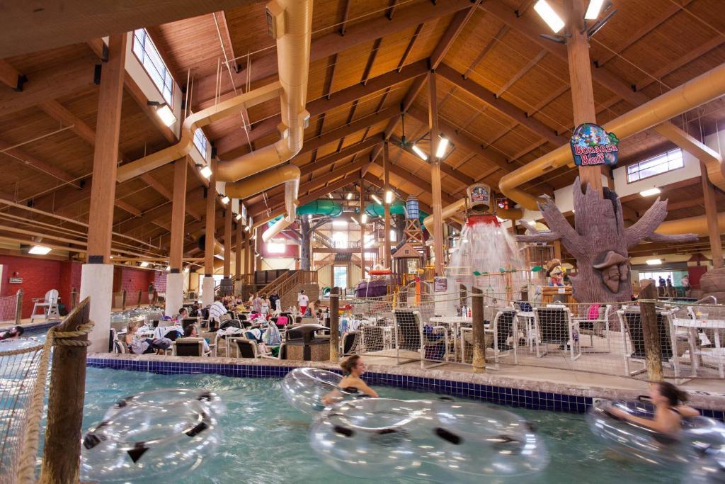 Club Wyndham Glacier Canyon Wisconsin Dells Exterior foto