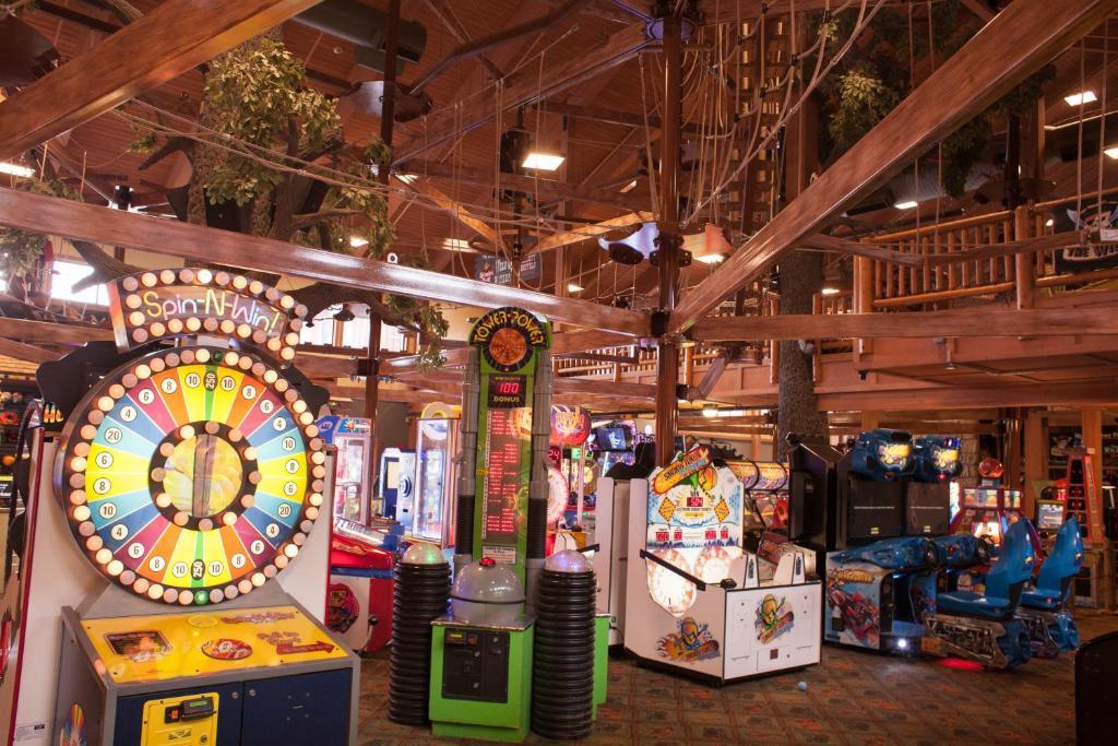 Club Wyndham Glacier Canyon Wisconsin Dells Exterior foto